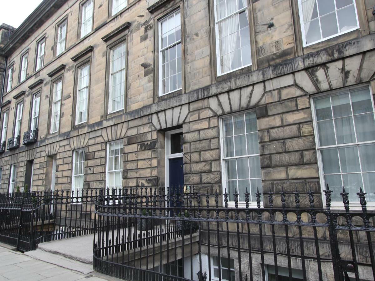 Escape To Edinburgh @ Albyn Place Exterior foto